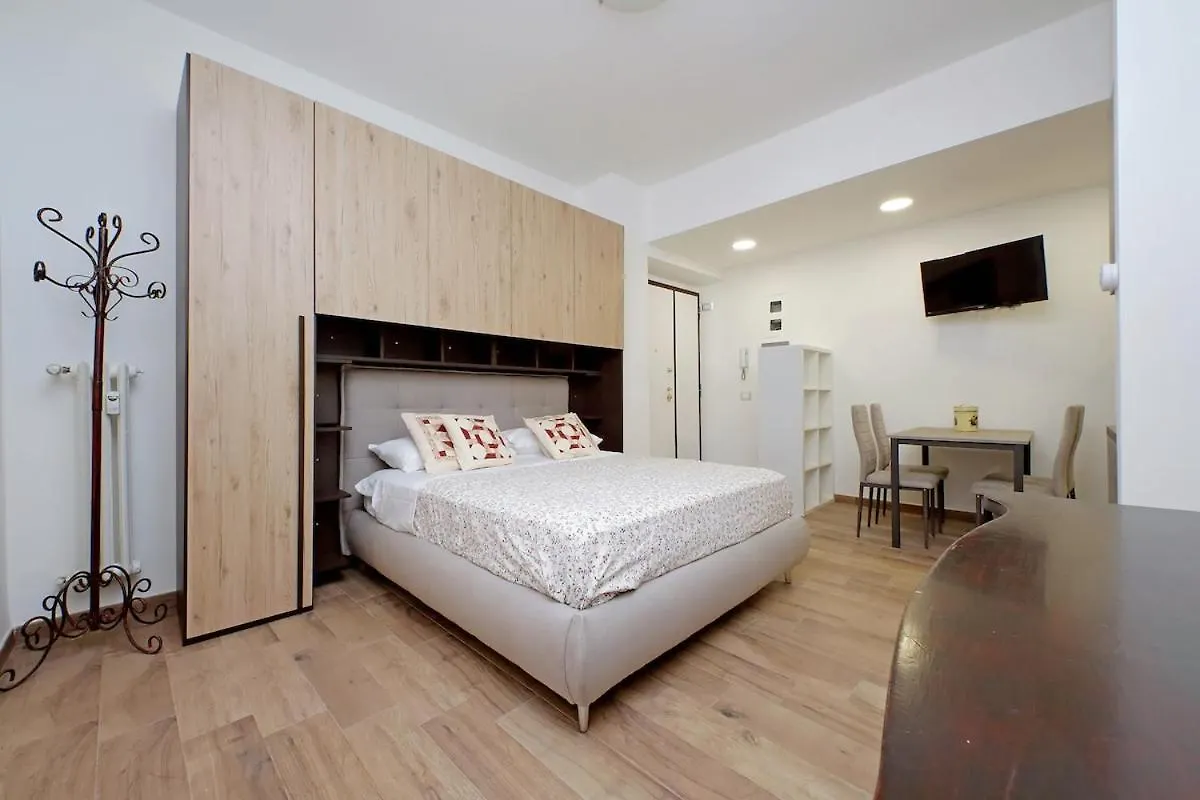 Monica'S House Διαμέρισμα Ρώμη