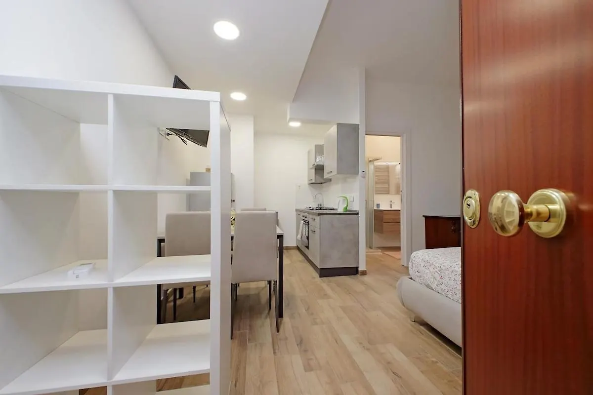 Monica'S House Apartment Rome Italy